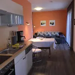 아파트 Kleeblatthaus Ruegen 푸트버스