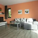 아파트 Kleeblatthaus Ruegen 푸트버스