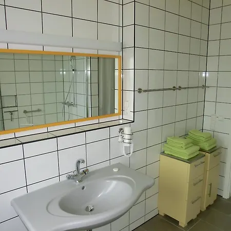 아파트 Kleeblatthaus Ruegen