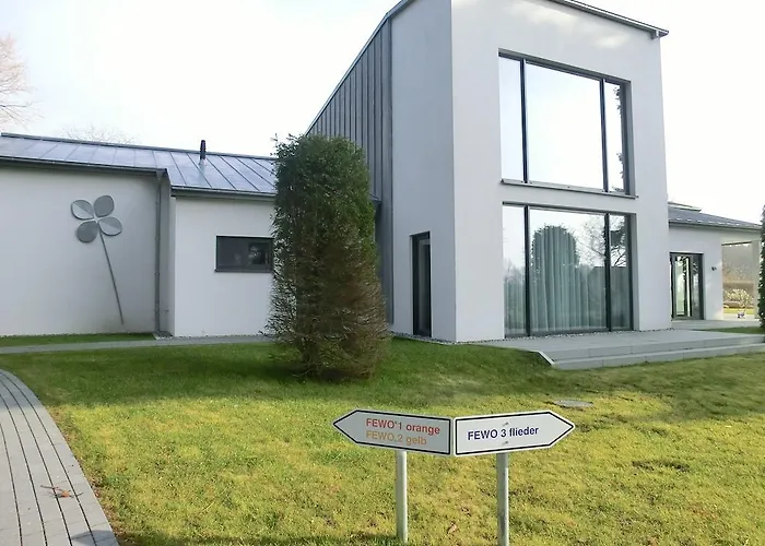Apartamento Kleeblatthaus Rügen Putbus